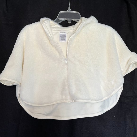 ‘Forever Me’ White Soft, ‘Furry’ Unicorn Childs Poncho/Cape - Picture 4 of 8